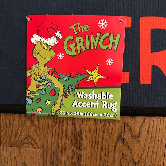 Grinch Max Cindy Lou Merry Grinchmas Area Rug 26x38” NWT Dr. Seuss Accent Rug - Picture 3 of 4